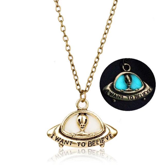 Collier pendentif dragon lumineux
