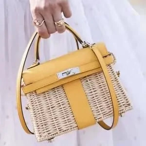 Bolso de mano con solapa de bambú de diseñador 2020 para mujer
