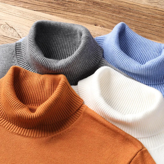 Suéter de cuello alto para hombre