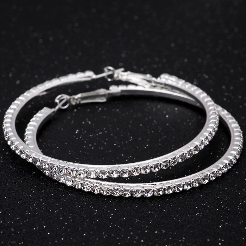 Pendientes grandes redondos de plata para mujer