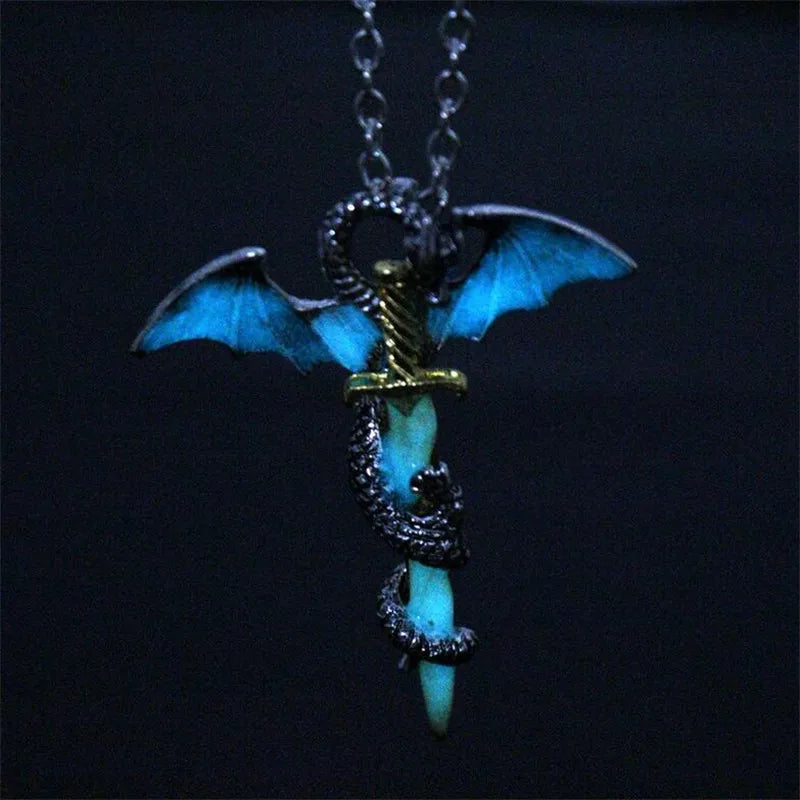 Collier pendentif dragon lumineux