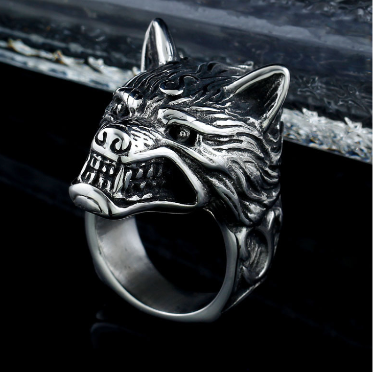 Titanium Steel Wolf Head Ring - Retro Men's Jewelry