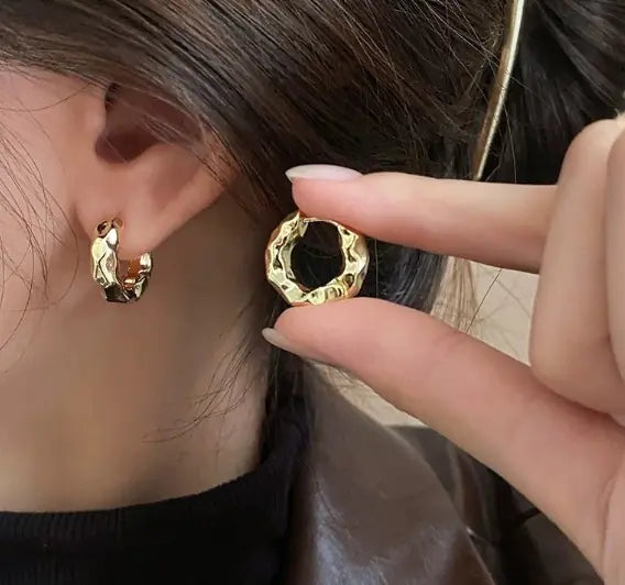 Texture Earrings – Minimalist Cold-Style Fashion Studs