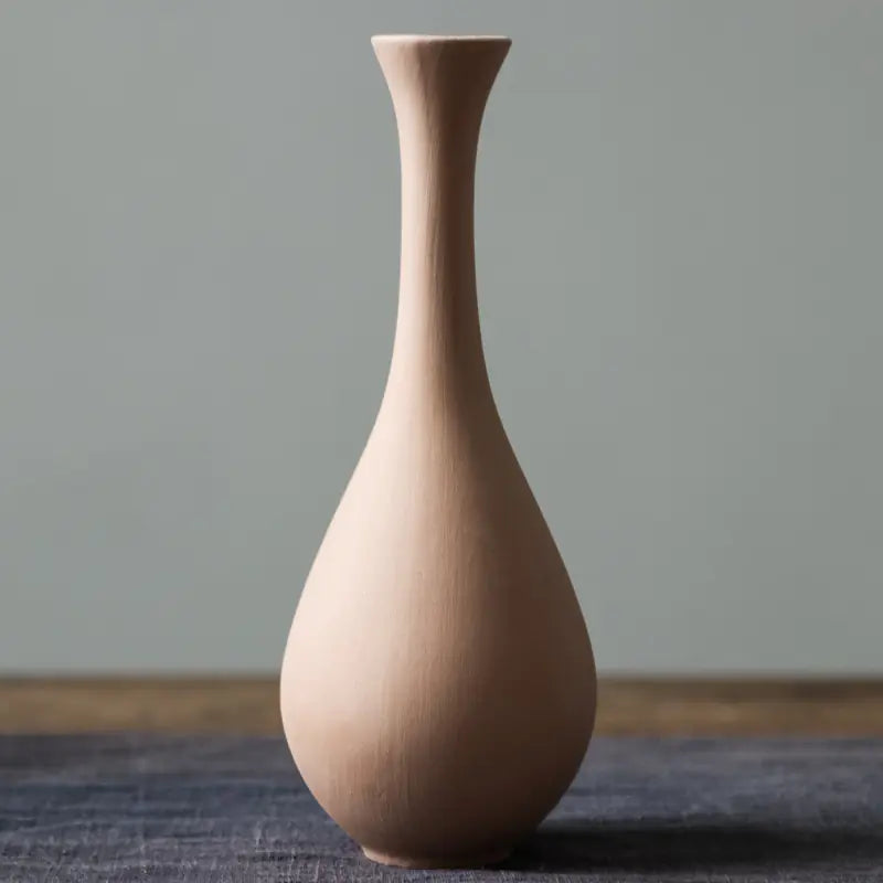 Minimalist Nordic Ceramic Vase – Elegant Frosted Finish