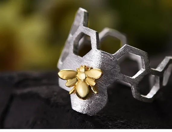 Beehive Ring, Women's Jewelry, Honeycomb Design - Trendy Home Mart