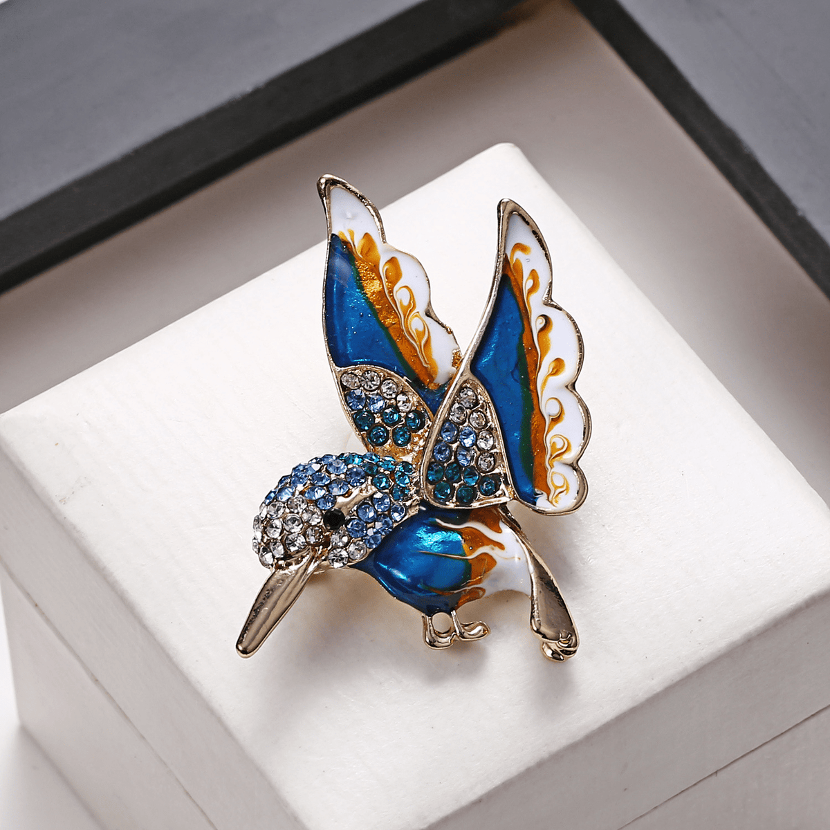 Colorful Hummingbird Brooch - Trendy Women's Jewelry - Trendy Home Mart