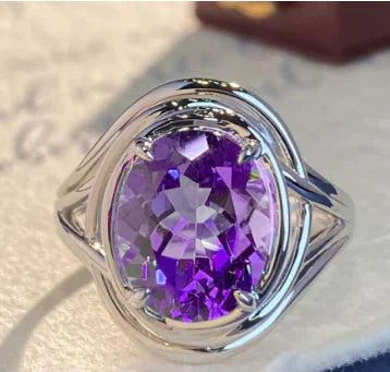 Amethyst Fashion Ring for Women – Open Mouth Design